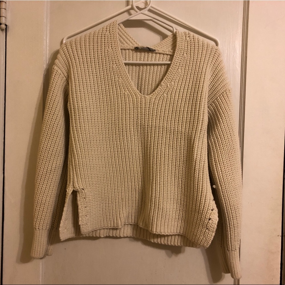 Everlane sweater